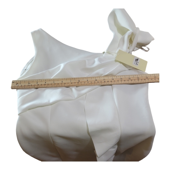 Ella Off white Sleeveless ruffle detail medium midi dress (NWT) - Picture 11 of 11